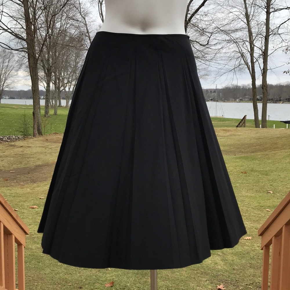 Express pleated swing skirt 7/8